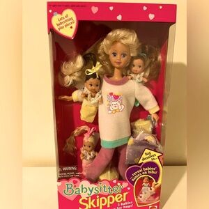 BARBIE Babysitter Skipper Doll with 3 babies, 1994 Mattel, Adorable, 12071 NRFB